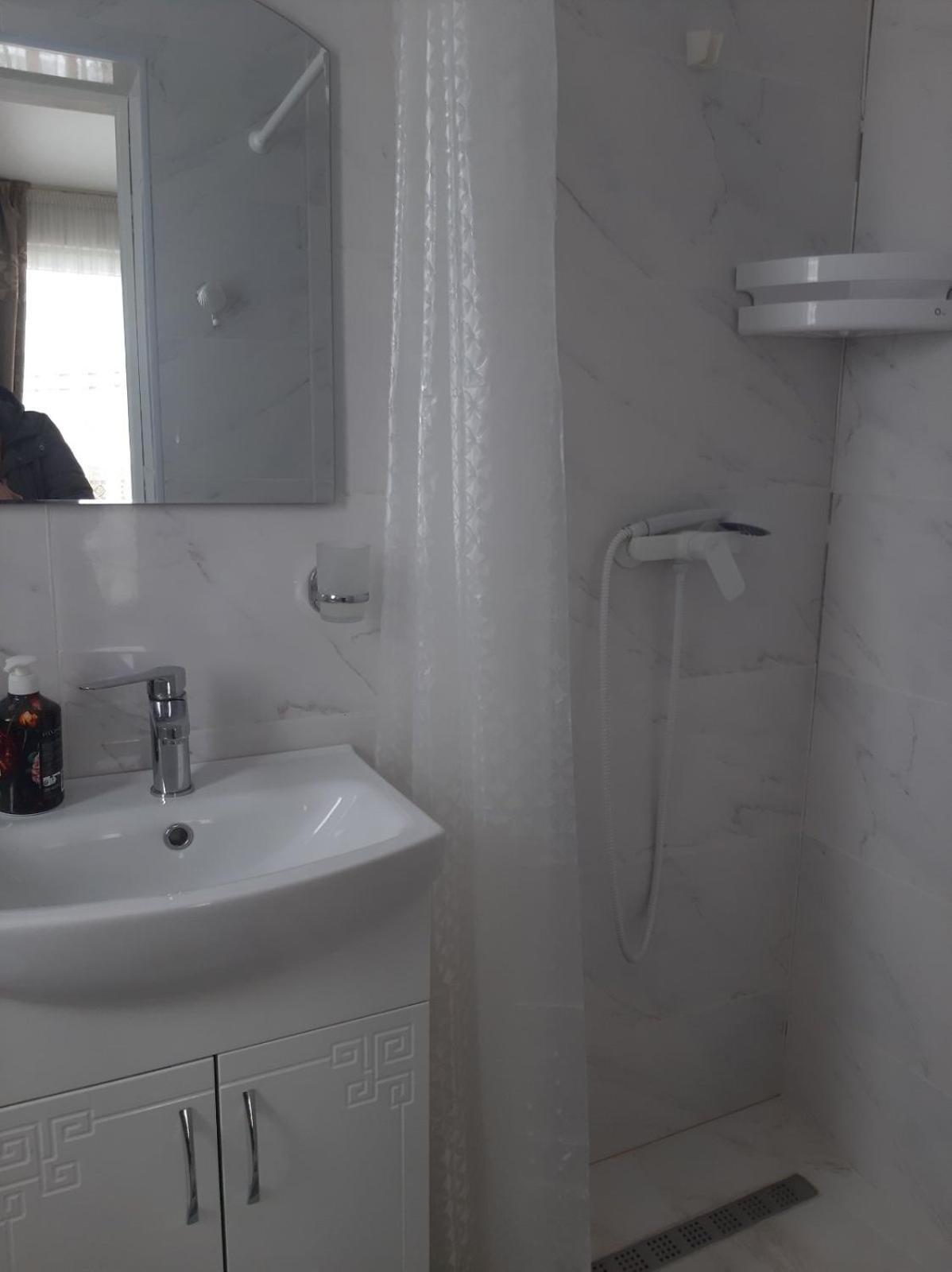 Hotel Sofi à Yablunytsya Extérieur photo